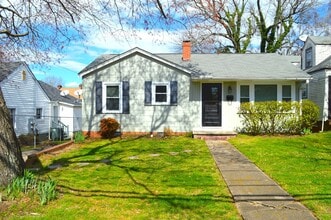 Building Photo - 724 Maupin Ave