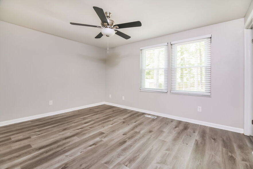 Building Photo - 415 Belmellen Ct