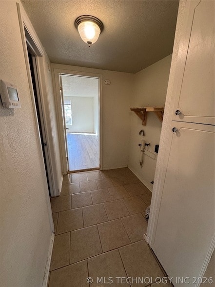 Building Photo - 102 S Hickory St