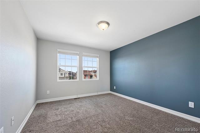 Building Photo - 6914 Dusty Miller Way