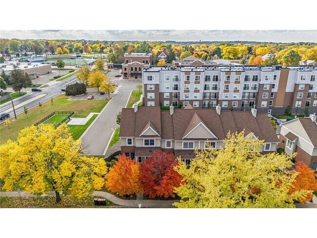 Building Photo - 926 Ramsey St