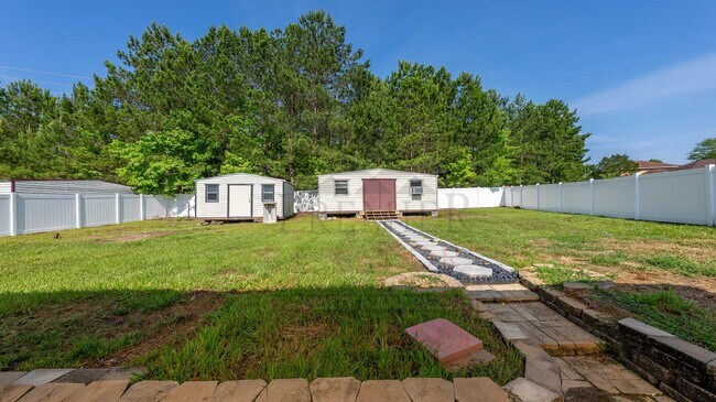 Building Photo - 4261 Valley Crest Dr