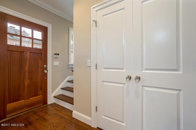 Building Photo - 52 Brookside Dr