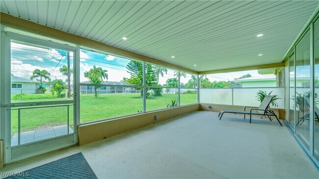 Primary Photo - 1313 SE 40th St