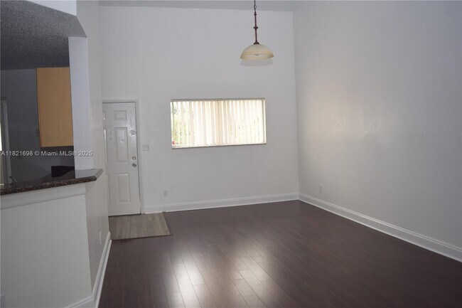 Building Photo - 3413 NW 44th St