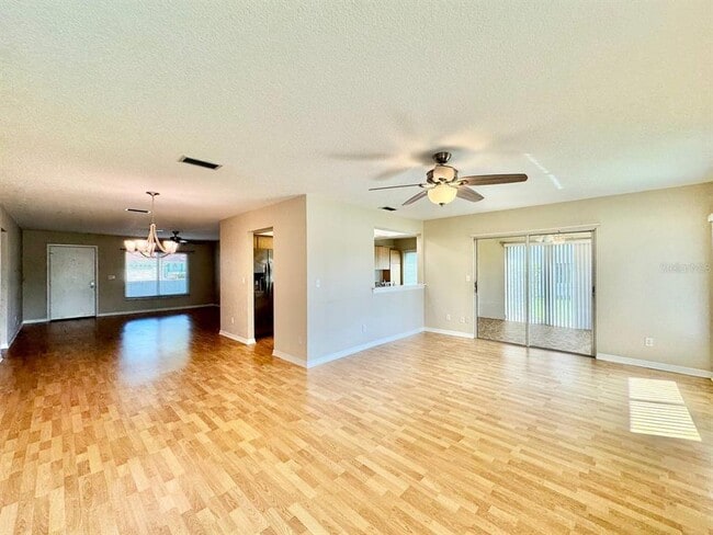 Building Photo - 3490 Mainlands Blvd S