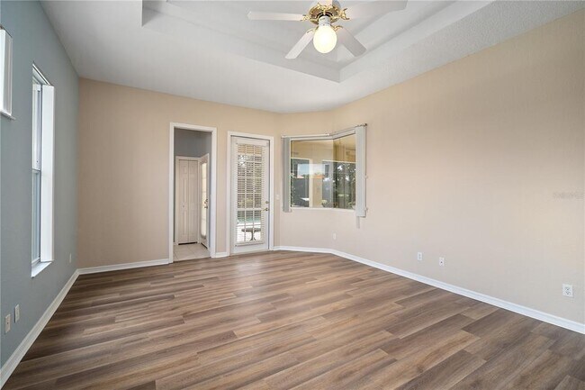 Building Photo - 1103 Signature Dr