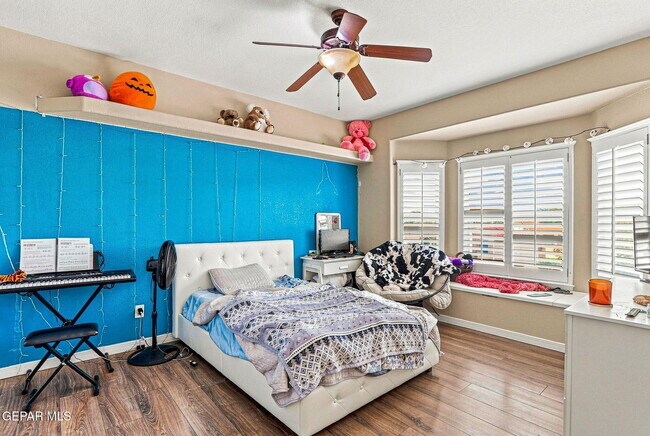 Building Photo - 13566 Emerald Coast Ln