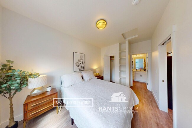 Building Photo - Fully Furnished, Modern 1 Bed Corporate un...