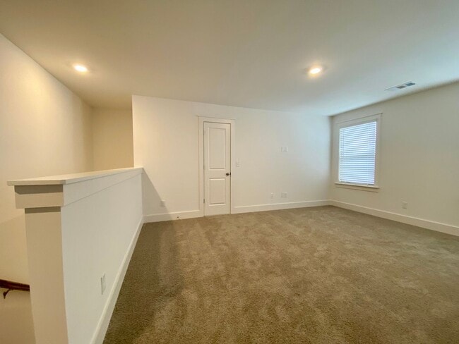 Building Photo - Brand-New Home for Lease in Desirable Spri...
