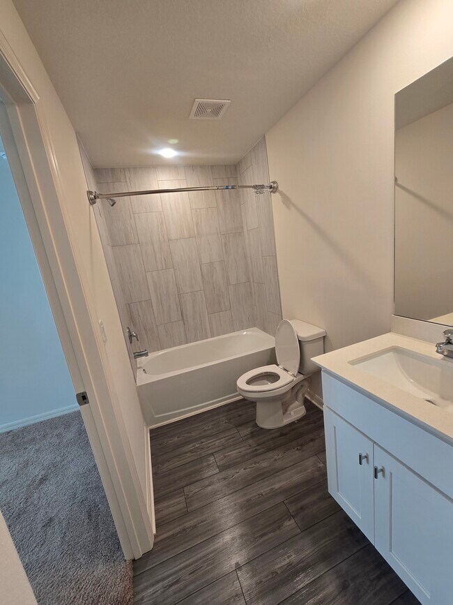 Building Photo - 1506 Merriment Way