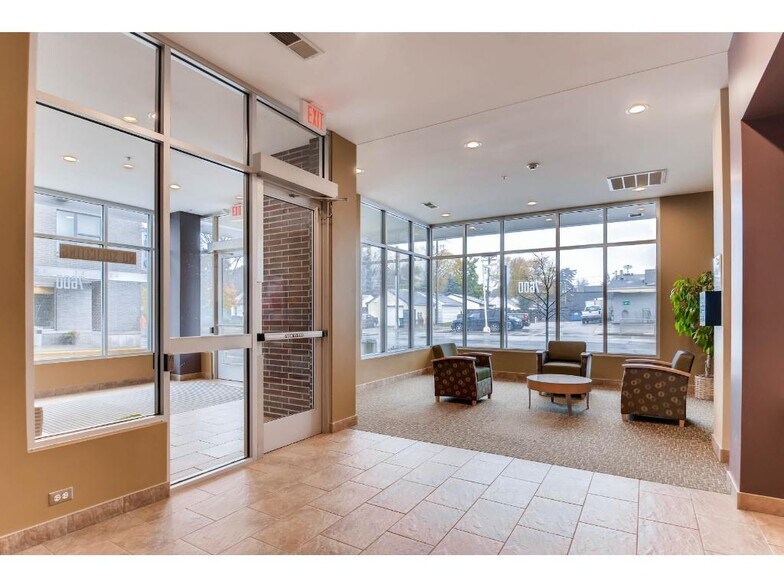 Building Photo - 7600 Lyndale Ave S