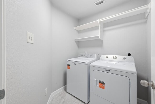 Building Photo - 17819 Gimbal Way