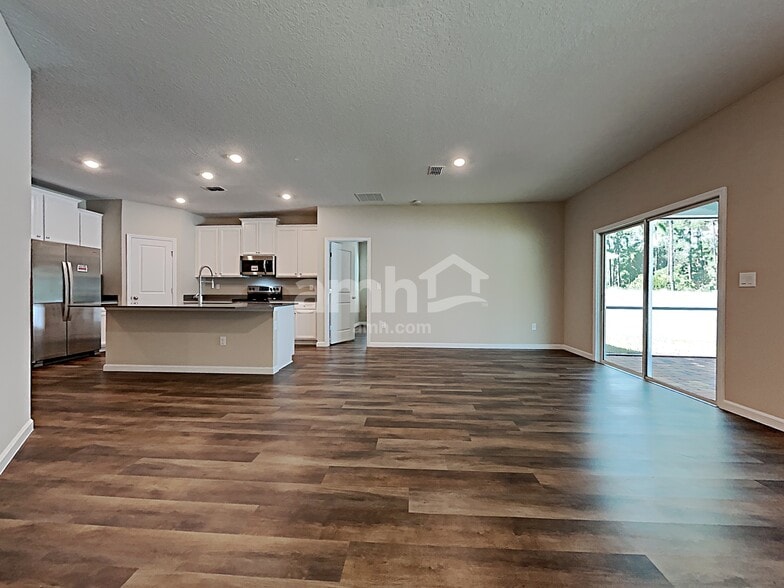 Building Photo - 225 Stone Arbor Ln