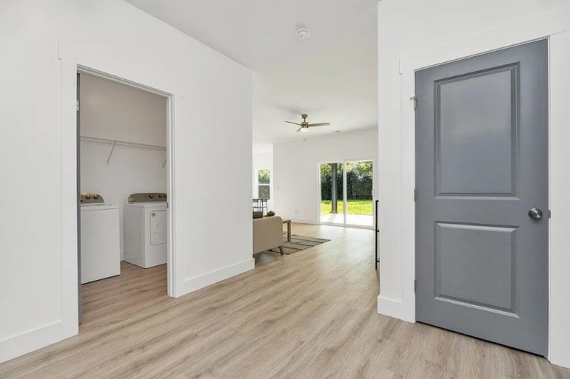 Building Photo - 206 Essex Dr