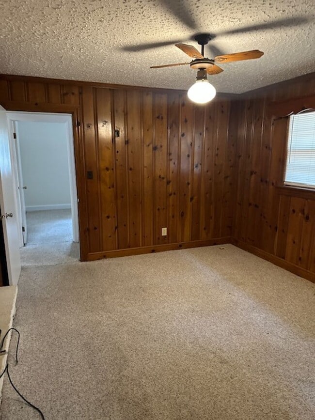 Building Photo - 1208 Neal St