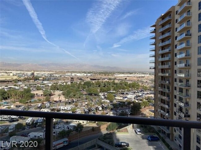 Building Photo - 8255 S Las Vegas Blvd