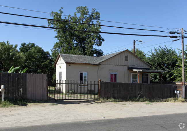 Primary Photo - 800 Sonora Ave