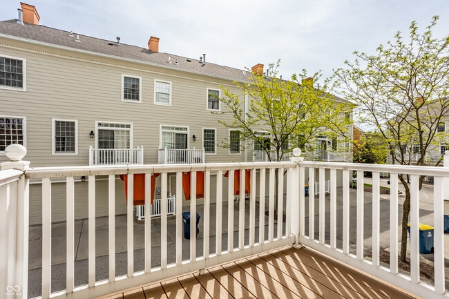 Building Photo - 12779 Tradd St