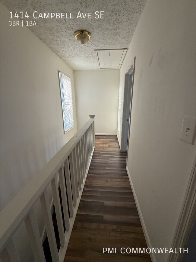 Building Photo - 1414 Campbell Ave SE