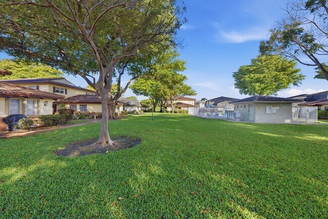 Building Photo - 8811 NW 28th Dr