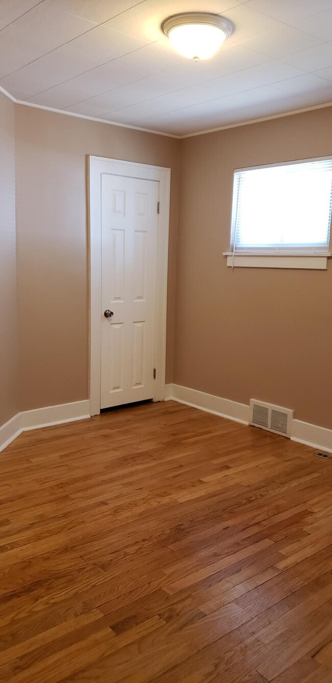 Building Photo - 19166 Centralia