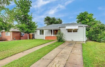 Building Photo - Charming 2 Bedroom Home – Pets Welcome!