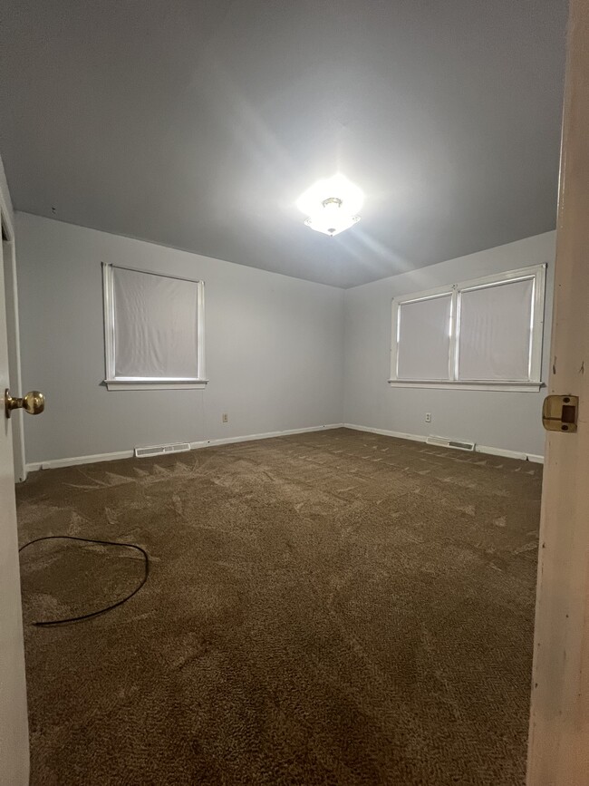 Building Photo - 26032 Townfield Dr