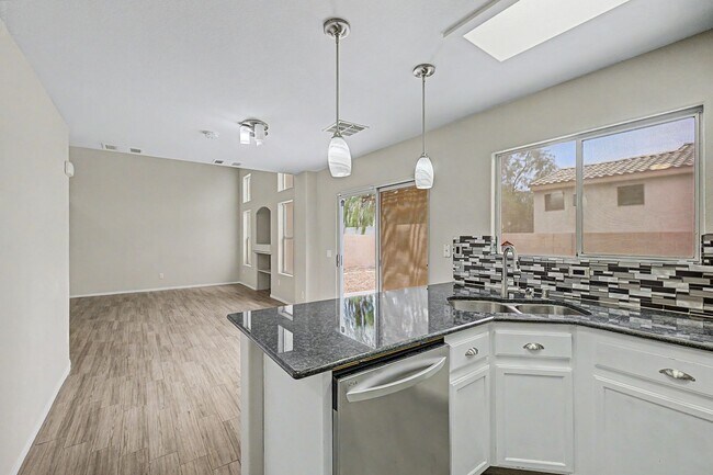 Building Photo - 7928 Hornbeam Ct