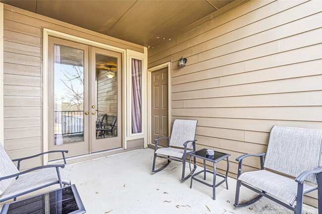 Building Photo - 1757 Sierra Crest Dr