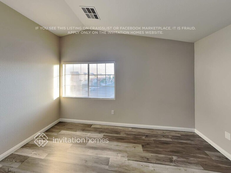 Building Photo - 5326 Coral Ribbon Ave