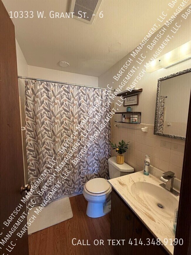 Building Photo - 10333 W Grant St