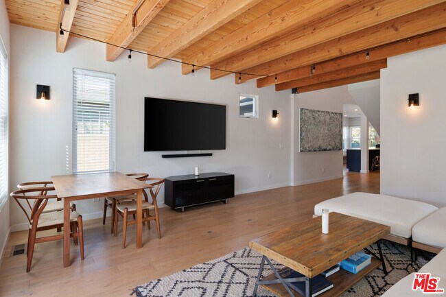 Building Photo - 2264 23rd St
