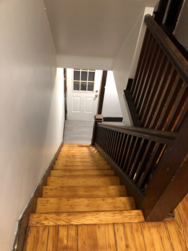 Building Photo - 700 Airbrake Ave