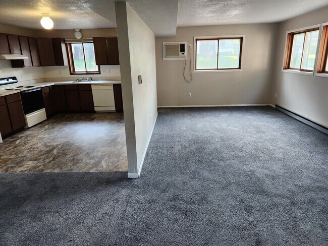 Building Photo - 1022 Higby Dr