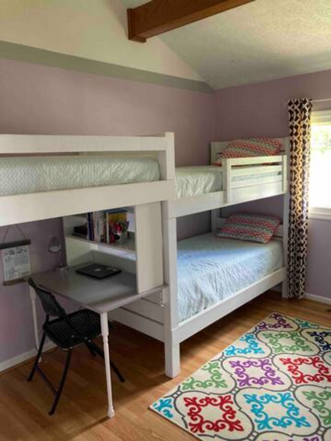 Building Photo - Spacious Split-Level Home for Rent in Woodbine – Minutes to VT & Downtown