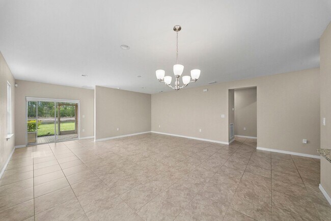 Building Photo - Newer-construction 3-bedroom, 2-bath home in Fort Myers