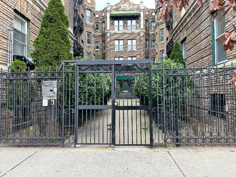 Building Photo - 264-268 Palisade Ave