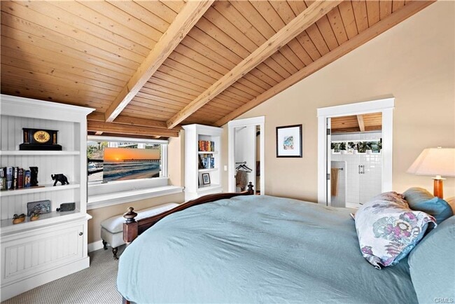 Building Photo - Woods Cove Beach House