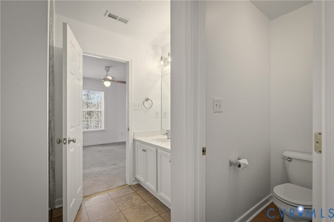 Building Photo - 14924 Watermill Lake Trail