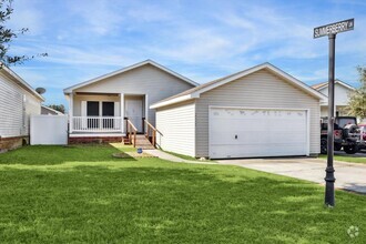 Building Photo - 10126 Summerberry Ln