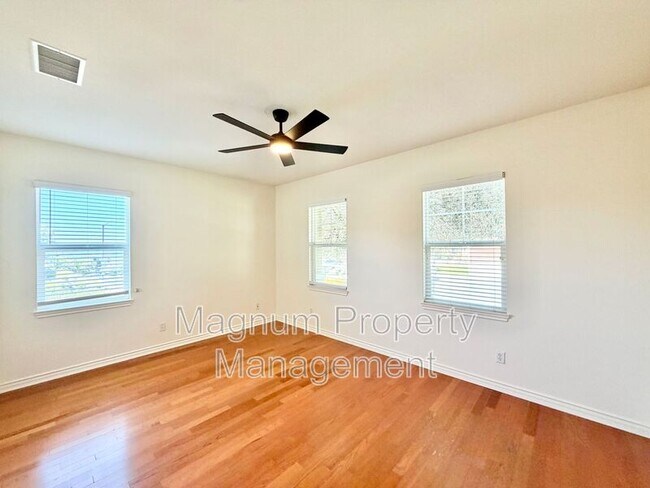 Building Photo - 35824 Red Bluff Pl