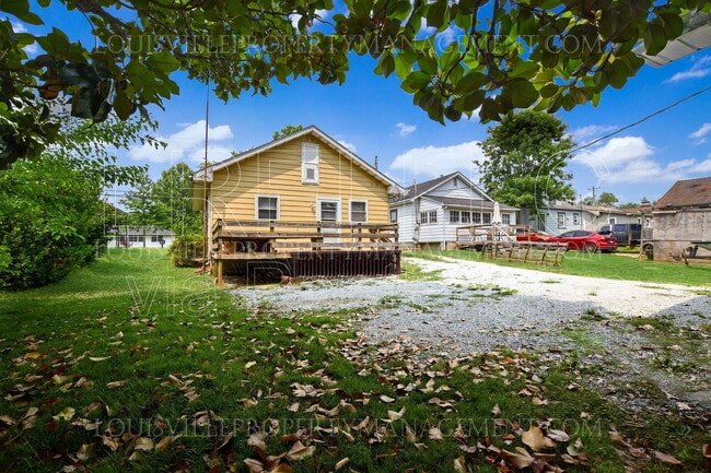 Building Photo - 1733 McDonald Ln