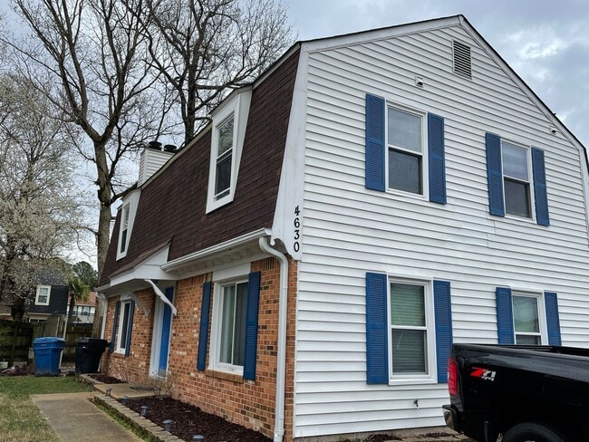 Building Photo - Beautiful 3-bedroom, 2.5-bathroom home