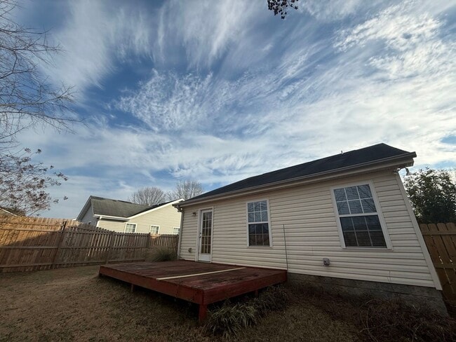 Building Photo - 139 Fox Haven Dr