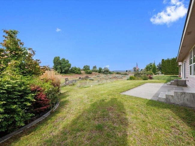 Building Photo - 2607 Stonecreek Dr