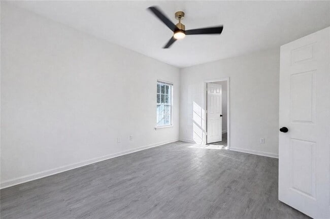 Building Photo - 2259 Sisk St NW