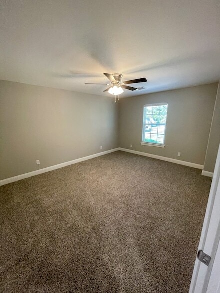 Building Photo - 2624 S Fannin Ave