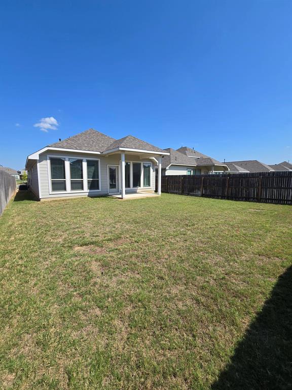 Building Photo - 360 Banyon Dr