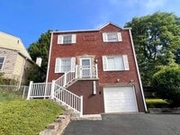 Building Photo - Brentwood - Stunning 3 Bedroom 2 Bathroom ...